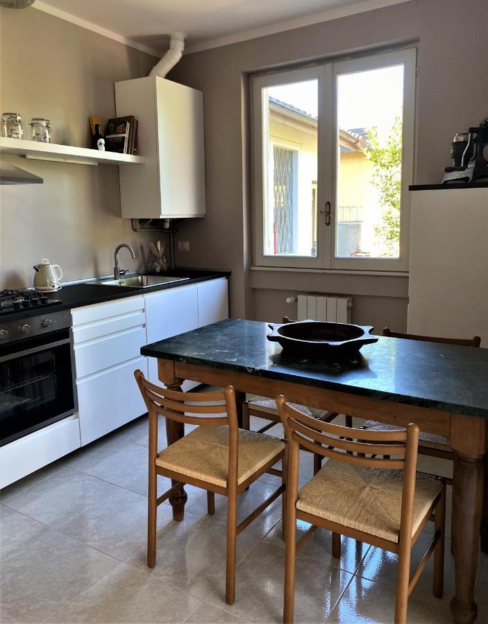 Casa Del Custode: Renovated Flat With Garden In A Villa Near The Lake 스트레사 외부 사진