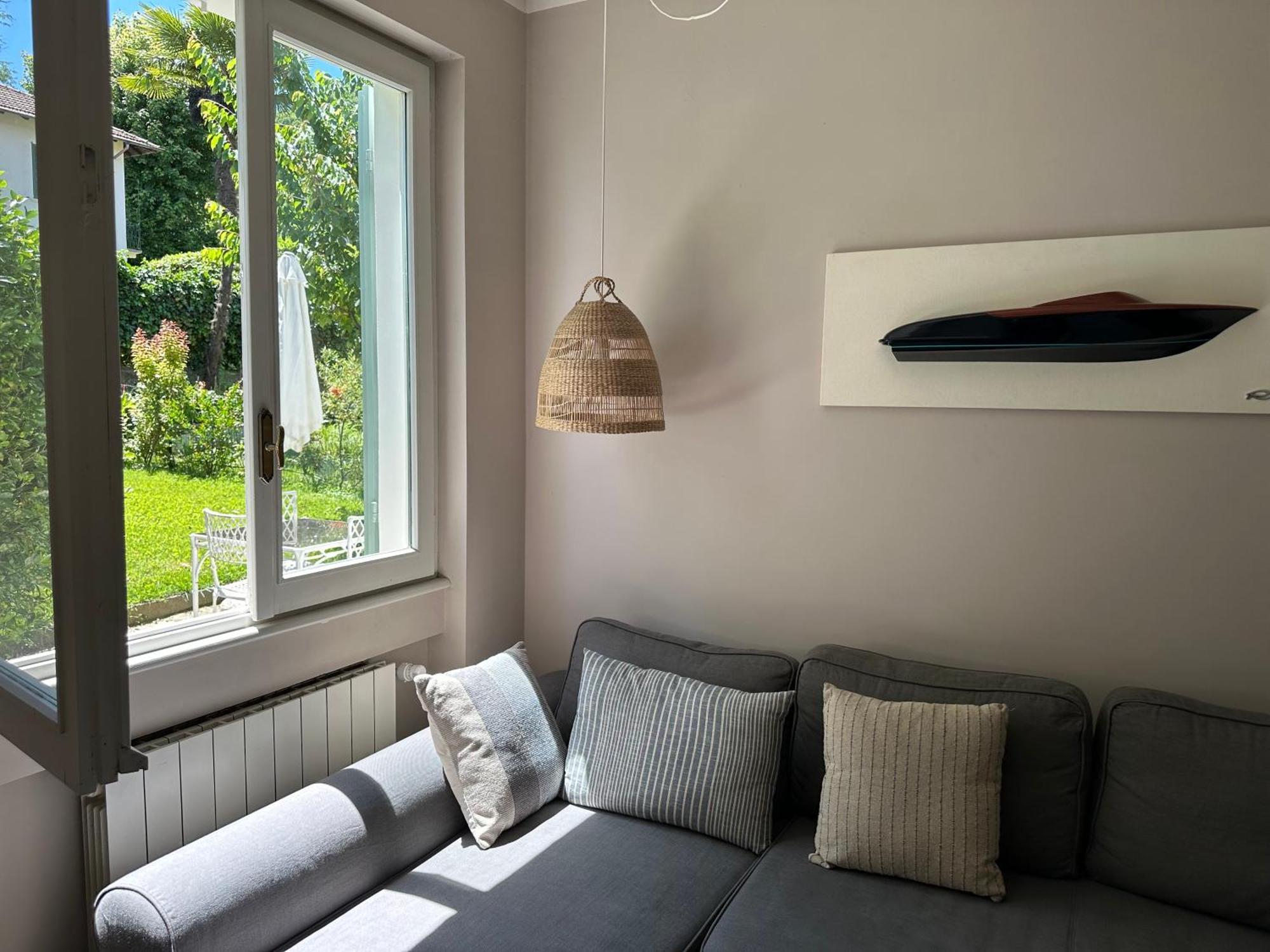 Casa Del Custode: Renovated Flat With Garden In A Villa Near The Lake 스트레사 외부 사진